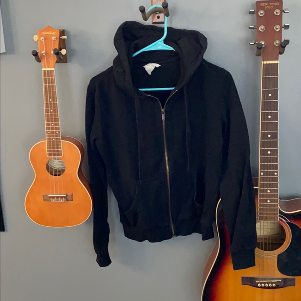 H&M black zip up hoodie